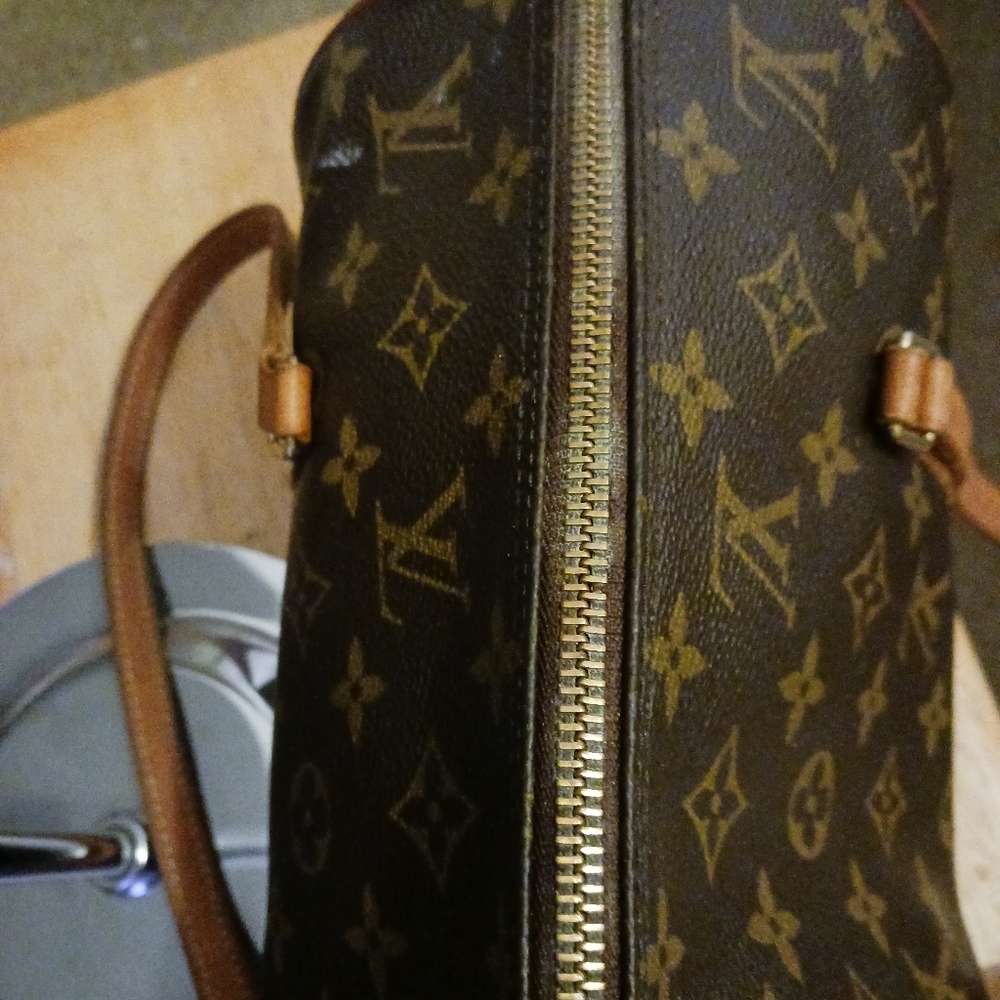 (Authenticated)Louis Vuitton Papillon 30 - Picture 3 of 10